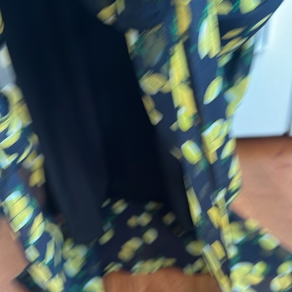 ASYMMETRICAL LEMON PRINT DRESS - Picture 7 of 7